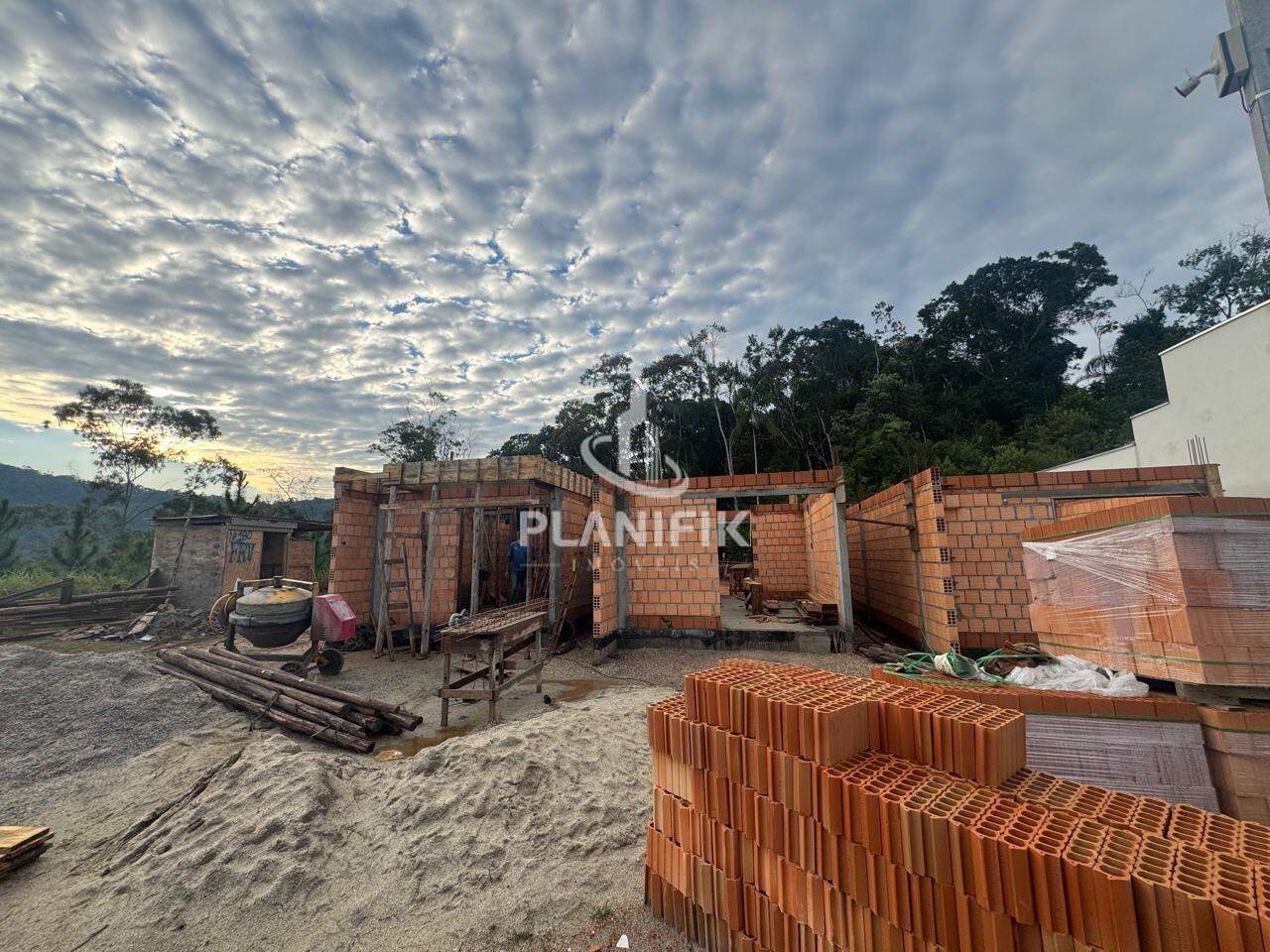Casa de 2 quartos, 60m² no bairro Primeiro de Maio, em Brusque | Eu Corretor