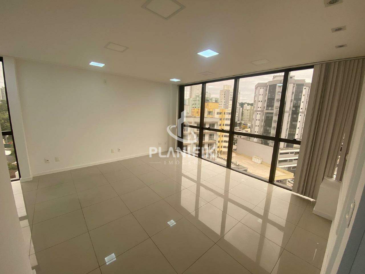 Sala Comercial de 68m² no bairro Centro, em Brusque | Eu Corretor