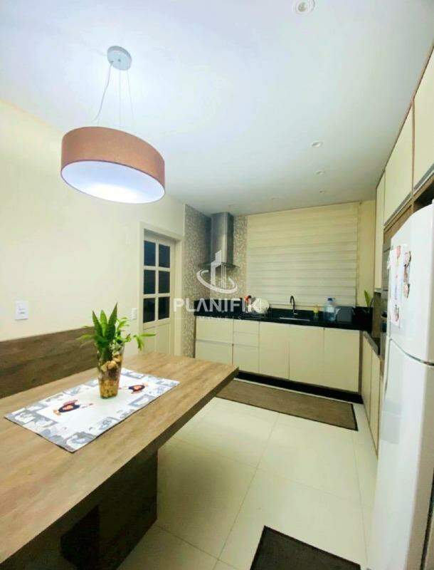 Casa de 3 quartos, 180m² no bairro Centro, em Botuverá | Eu Corretor