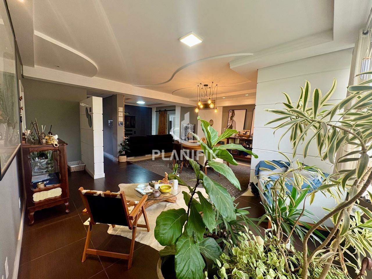 Apartamento de 3 quartos, 179m² no bairro Jardim Maluche, em Brusque | Eu Corretor