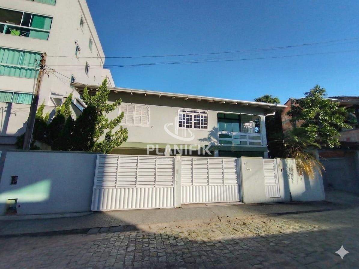 Casa de 3 quartos, 294m² no bairro São Luiz, em Brusque | Eu Corretor