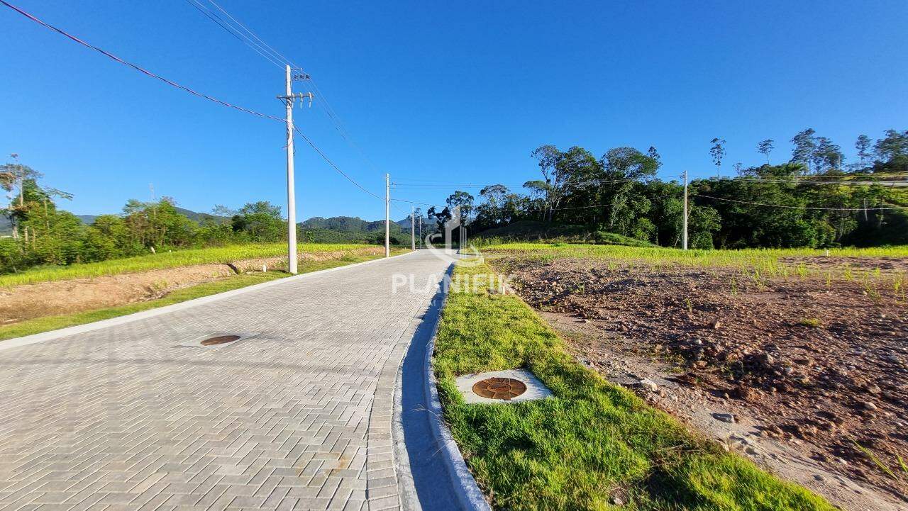 Lote/Terreno de 240m² no bairro Dom Joaquim, em Brusque | Eu Corretor