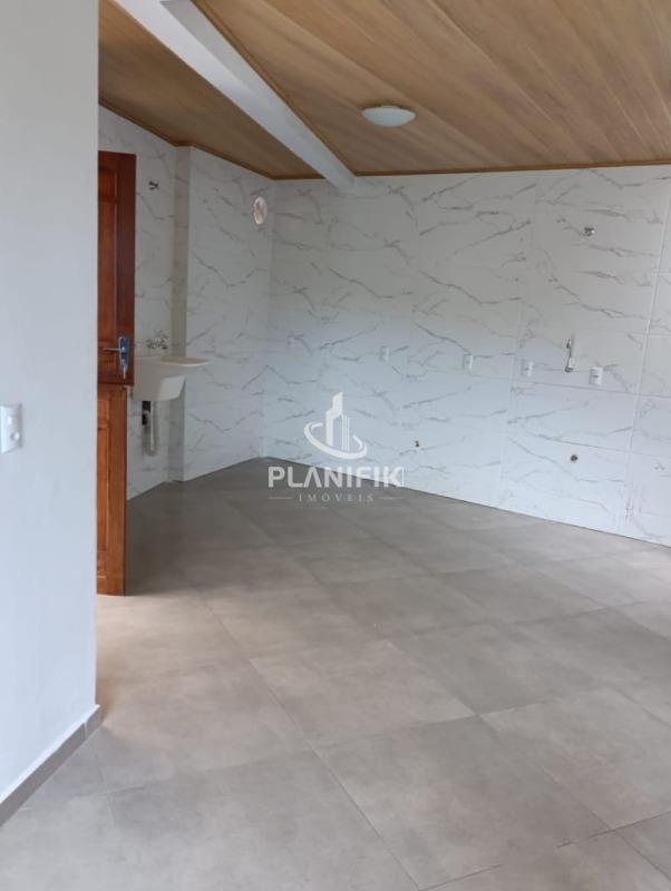 Casa de 5 quartos, 375m² no bairro Primeiro de Maio, em Brusque | Eu Corretor
