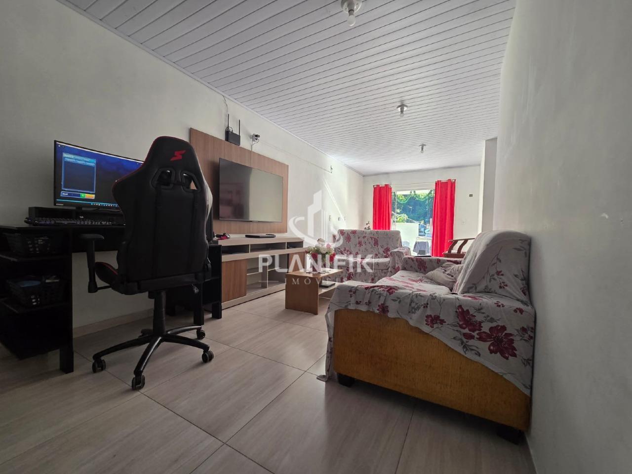 Foto com Locação Casa 1 - Sala