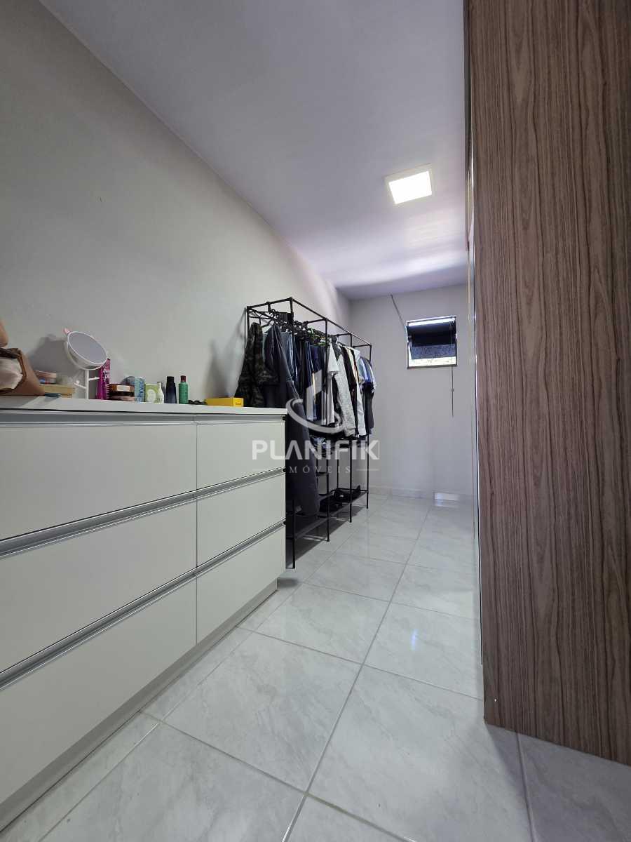 Casa de 6 quartos, 491m² no bairro Águas Claras, em Brusque | Eu Corretor