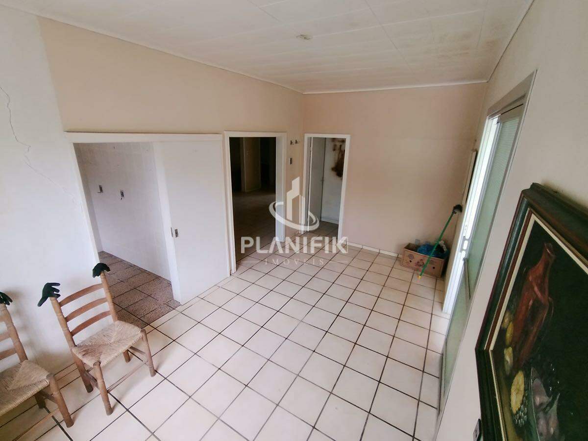 Casa de 3 quartos, 180m² no bairro Centro, em Brusque | Eu Corretor