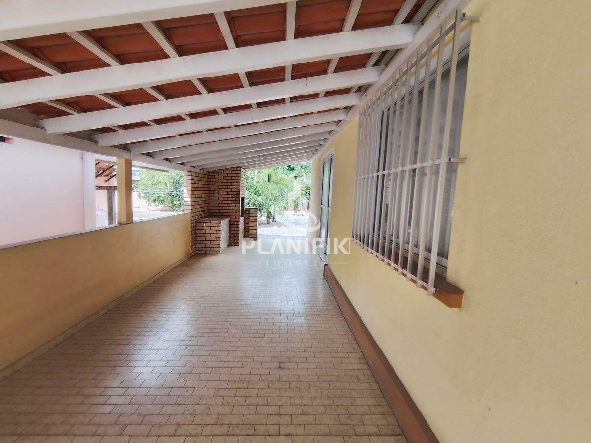 Casa de 3 quartos, 180m² no bairro Centro, em Brusque | Eu Corretor