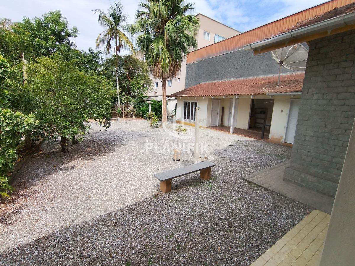Imóvel Comercial de 3 quartos, 180m² no bairro Centro, em Brusque | Eu Corretor