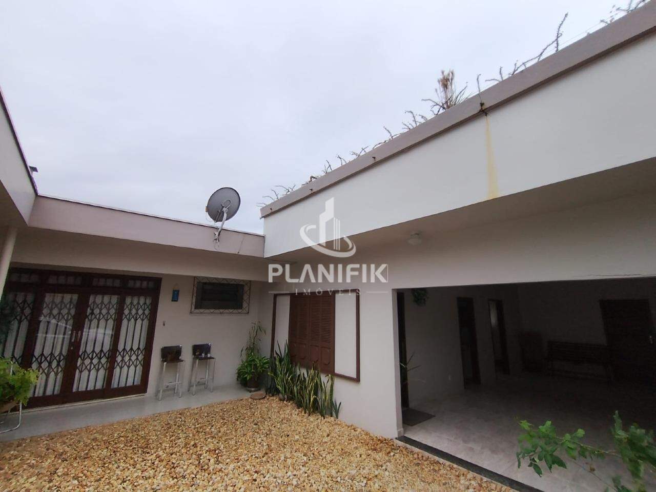 Casa de 3 quartos, 189m² no bairro Jardim Maluche, em Brusque | Eu Corretor