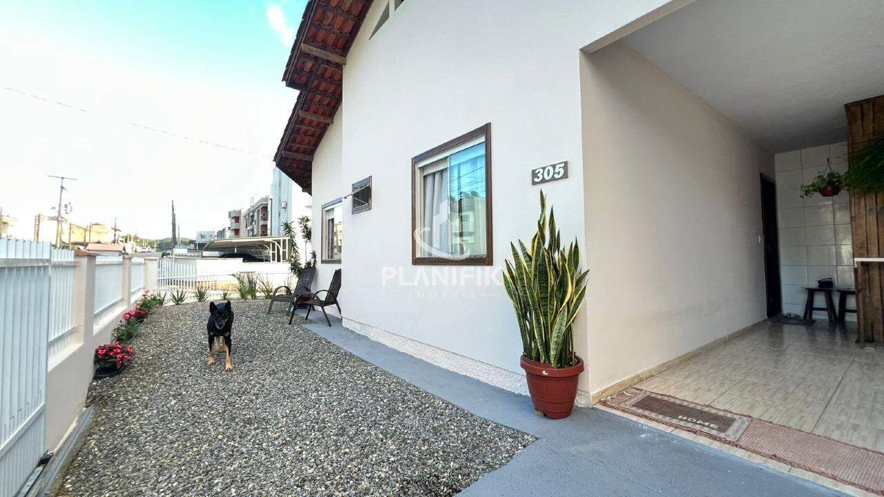 Casa de 2 quartos, 63m² no bairro Rio Branco, em Brusque | Eu Corretor