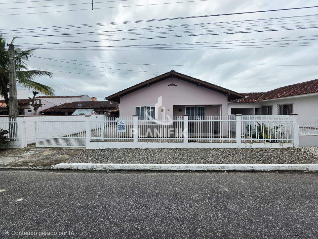 Casa de 5 quartos, 420m² no bairro Planalto, em Brusque | Eu Corretor