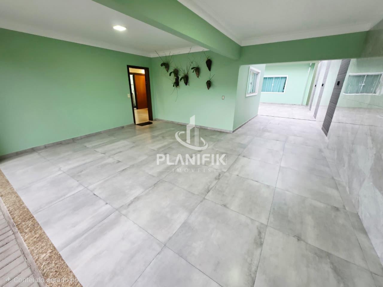 Casa de 3 quartos, 450m² no bairro Planalto, em Brusque | Eu Corretor