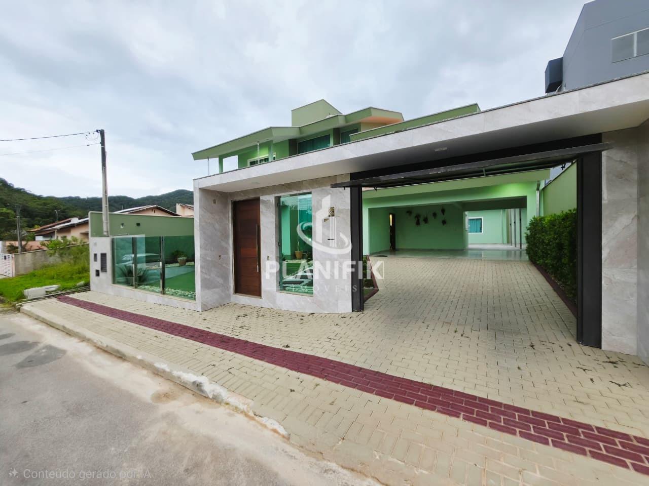 Casa de 3 quartos, 450m² no bairro Planalto, em Brusque | Eu Corretor