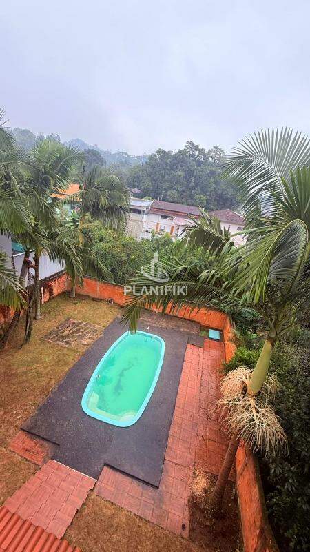 Casa de 5 quartos, 198m² no bairro Souza Cruz, em Brusque | Eu Corretor