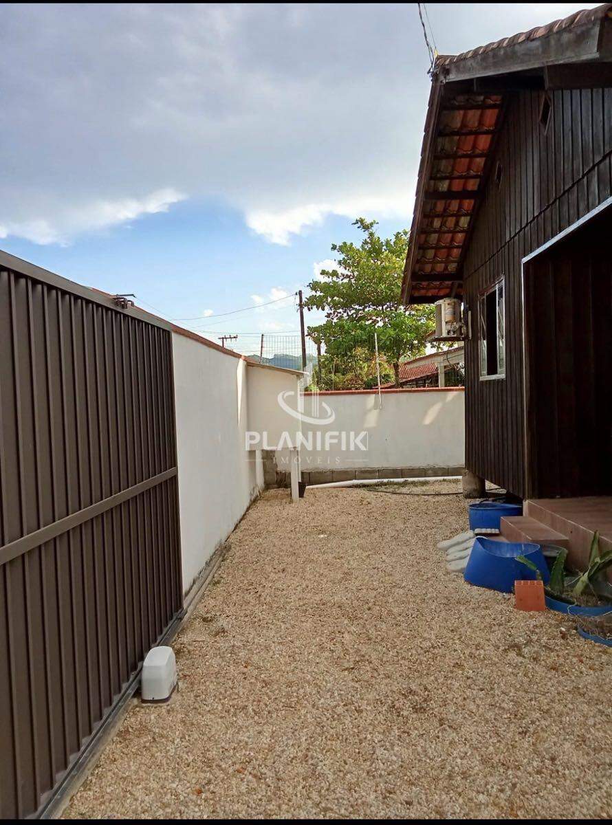 Casa de 2 quartos, 364m² no bairro 10 de junho, em Guabiruba | Eu Corretor