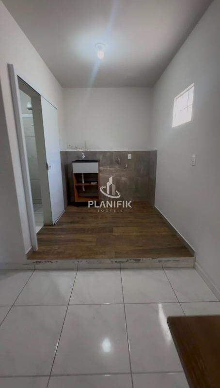 Kitnet de 1 quarto, 35m² no bairro São Pedro, em Brusque | Eu Corretor