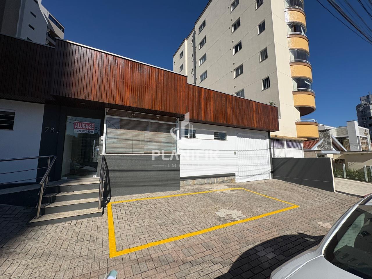 Sala Comercial de 250m² no bairro Centro I, em Brusque | Eu Corretor