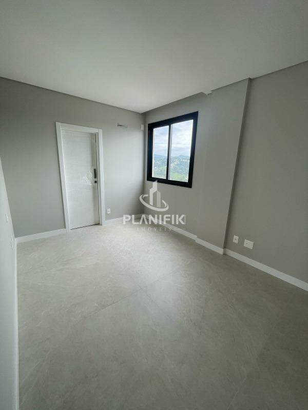 Apartamento de 3 quartos, 160m² no bairro São Luiz, em Brusque | Eu Corretor
