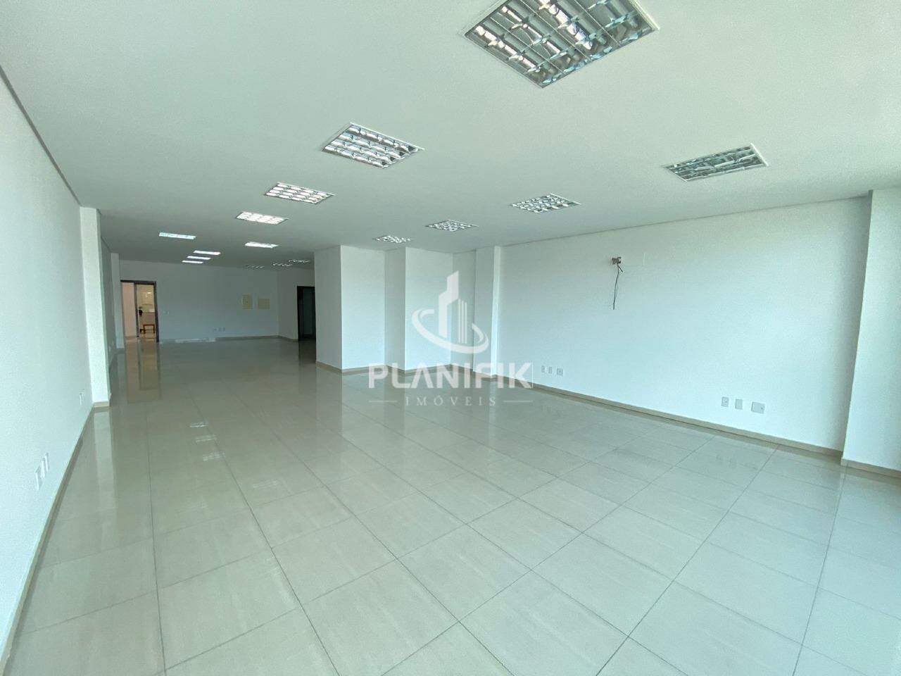 Sala Comercial de 132m² no bairro Centro I, em Brusque | Eu Corretor