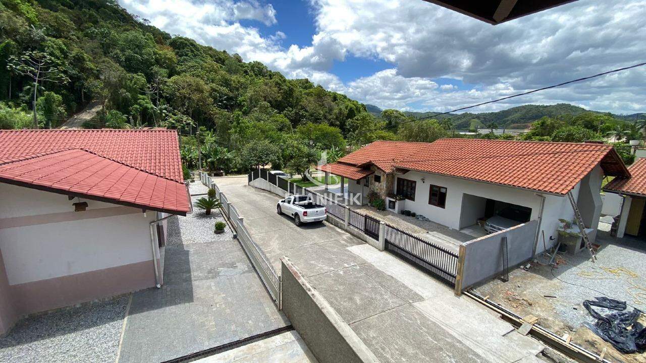 Casa de 2 quartos, 173m² no bairro Dom Joaquim, em Brusque | Eu Corretor