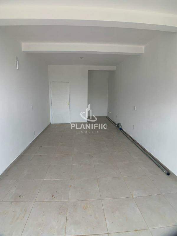 Sala Comercial de 30m² no bairro Limeira Baixa, em Brusque | Eu Corretor