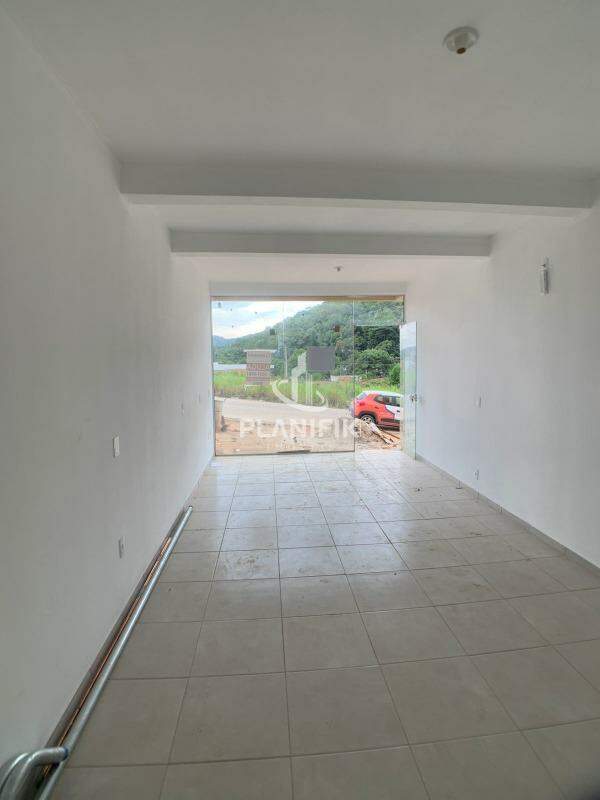 Sala Comercial de 30m² no bairro Limeira Baixa, em Brusque | Eu Corretor
