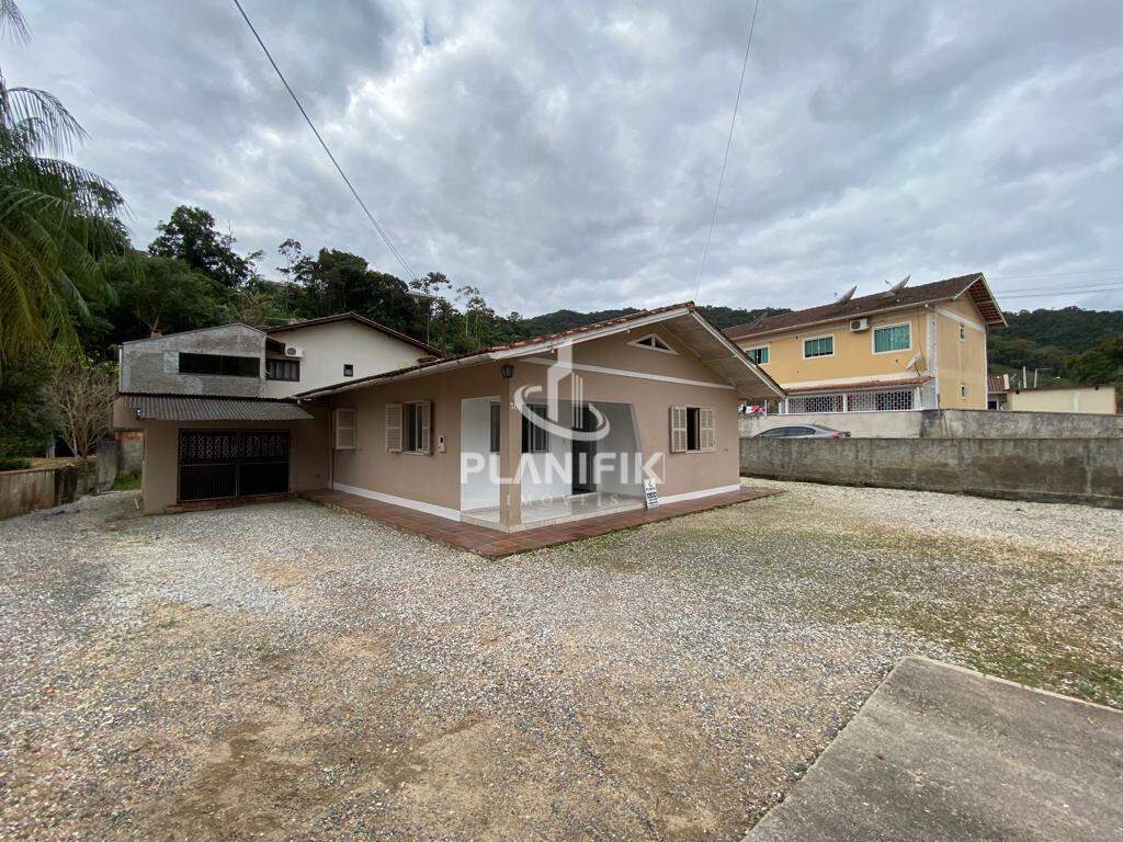 Casa de 3 quartos, 180m² no bairro Cedrinho, em Brusque | Eu Corretor