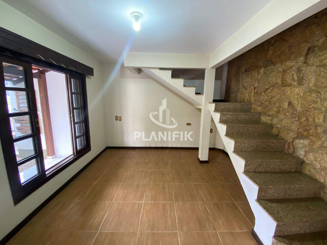 Casa de 4 quartos, 200m² no bairro Guarani, em Brusque | Eu Corretor