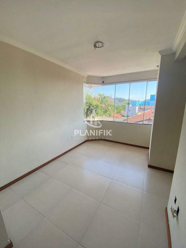 QUARTO 03
