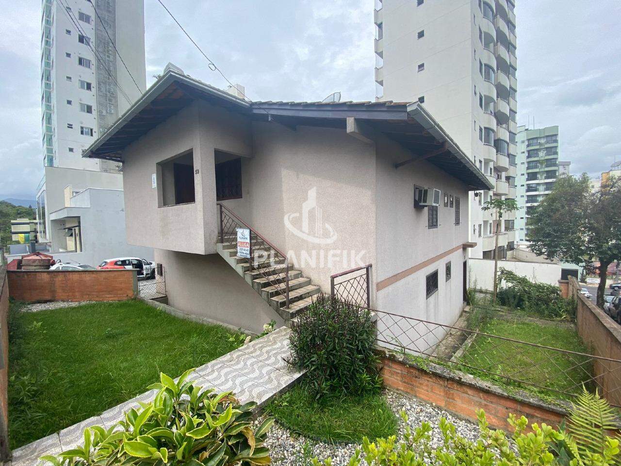 Casa de 3 quartos, 300m² no bairro Centro I, em Brusque | Eu Corretor