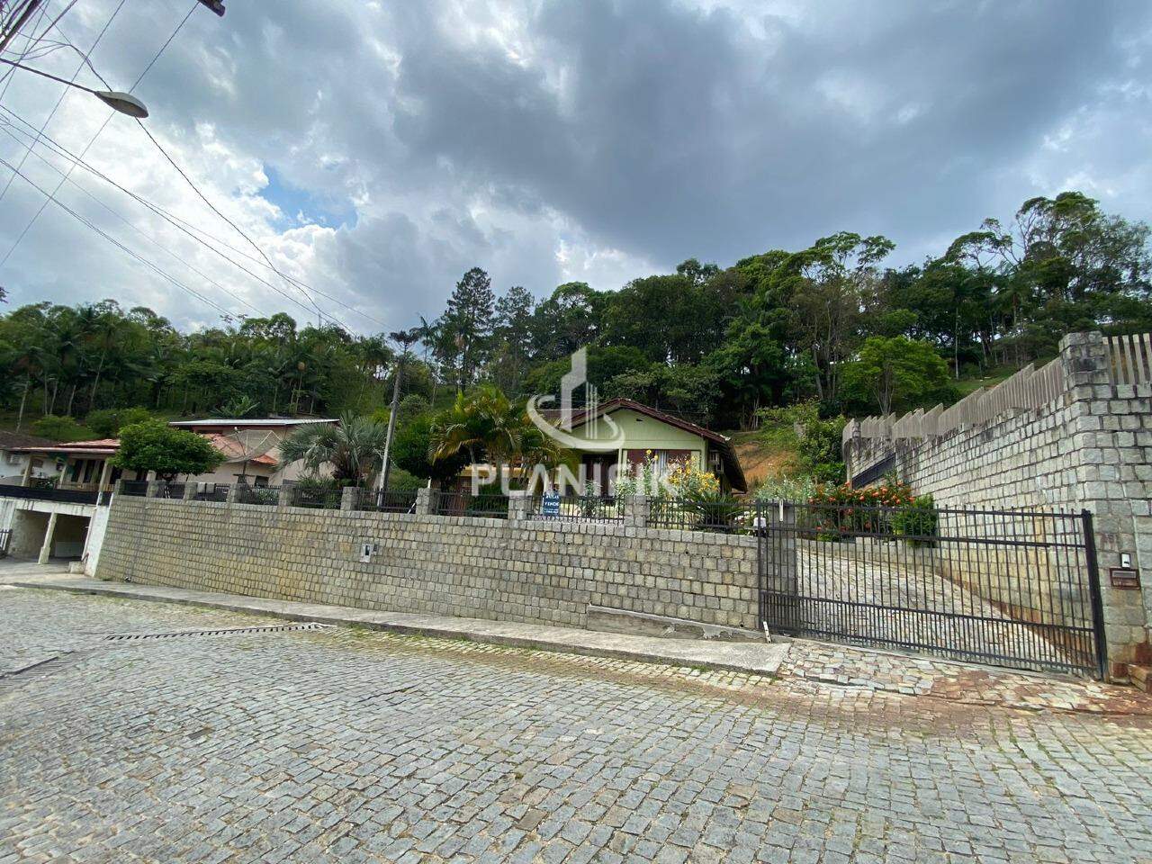 Lote/Terreno de 6 quartos, 2380m² no bairro Santa Rita, em Brusque | Eu Corretor