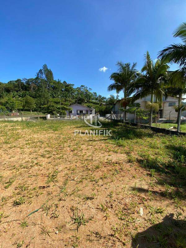 Lote/Terreno de 738m² no bairro AYMORÉ, em Guabiruba | Eu Corretor