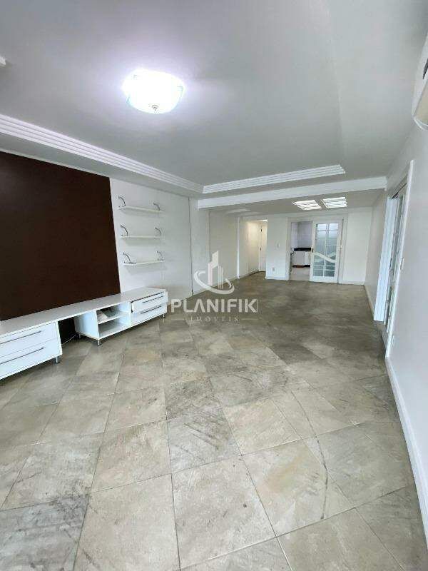 Apartamento de 3 quartos, 150m² no bairro Centro I, em Brusque | Eu Corretor