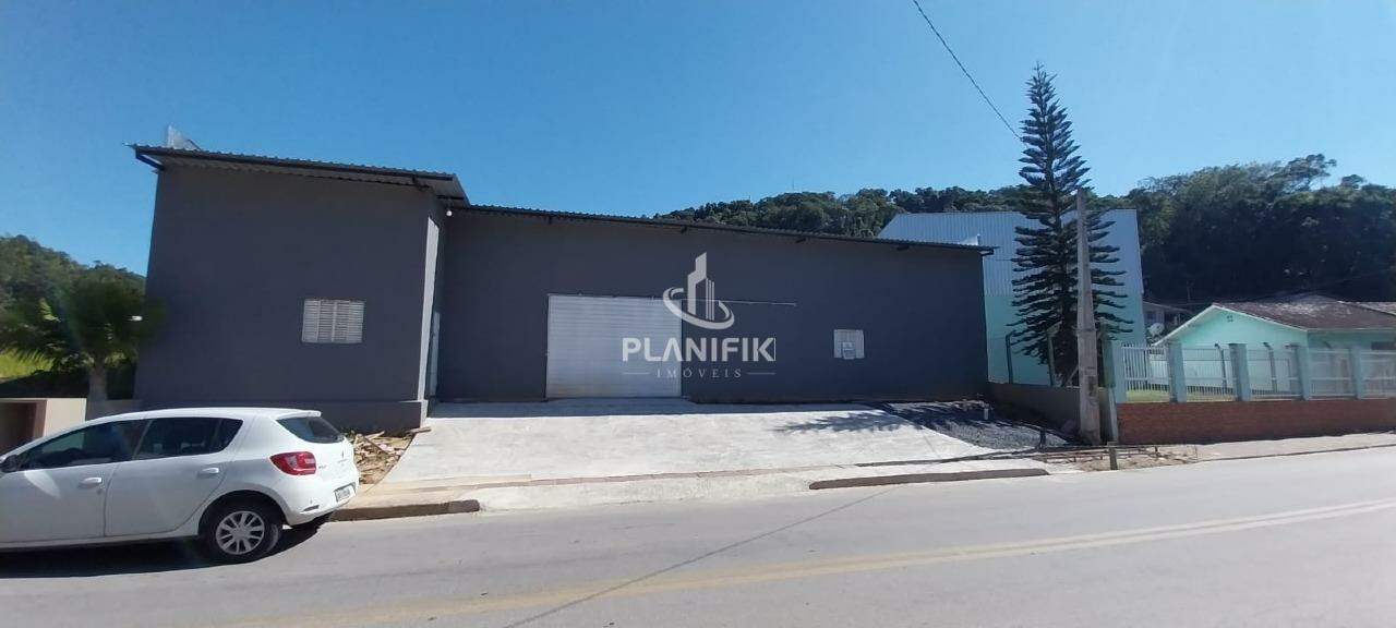 Galpão / Depósito / Armazém de 210m² no bairro Bateas, em Brusque | Eu Corretor