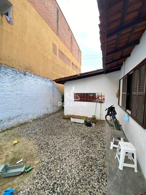 Casa de 3 quartos, 220m² no bairro Santa Terezinha, em Brusque | Eu Corretor