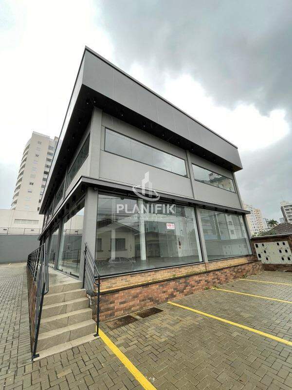 Galpão / Depósito / Armazém de 380m² no bairro Centro I, em Brusque | Eu Corretor