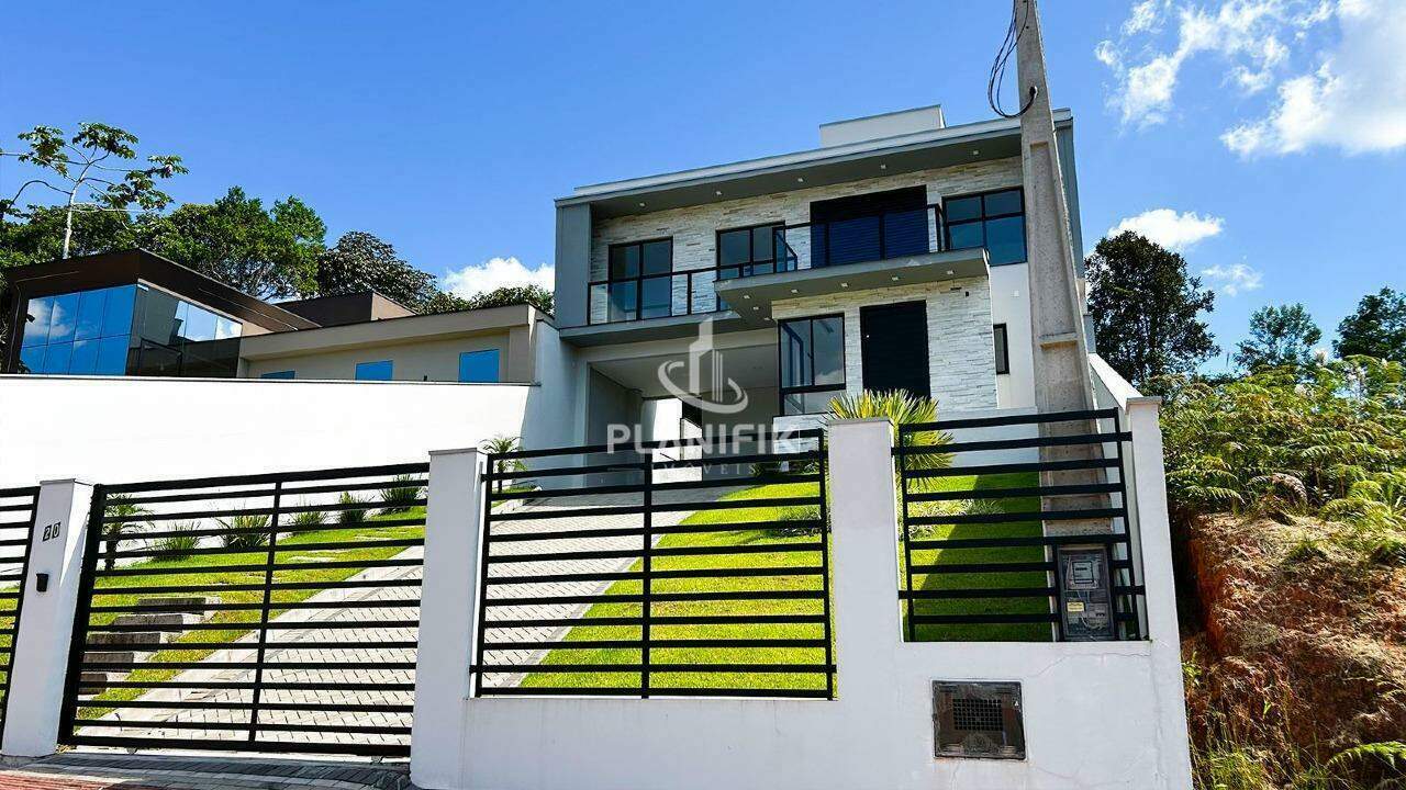 Casa de 3 quartos, 153m² no bairro Primeiro de Maio, em Brusque | Eu Corretor