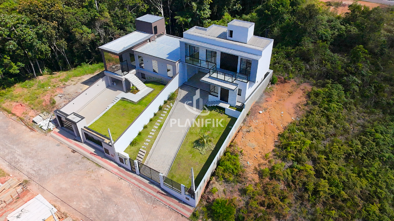 Casa de 3 quartos, 153m² no bairro Primeiro de Maio, em Brusque | Eu Corretor