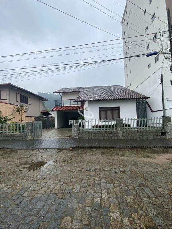 Casa de 3 quartos, 253m² no bairro São Luiz, em Brusque | Eu Corretor