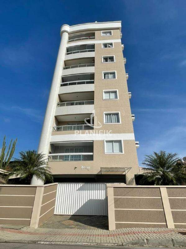 Apartamento de 2 quartos, 104m² no bairro Santa Terezinha, em Brusque | Eu Corretor