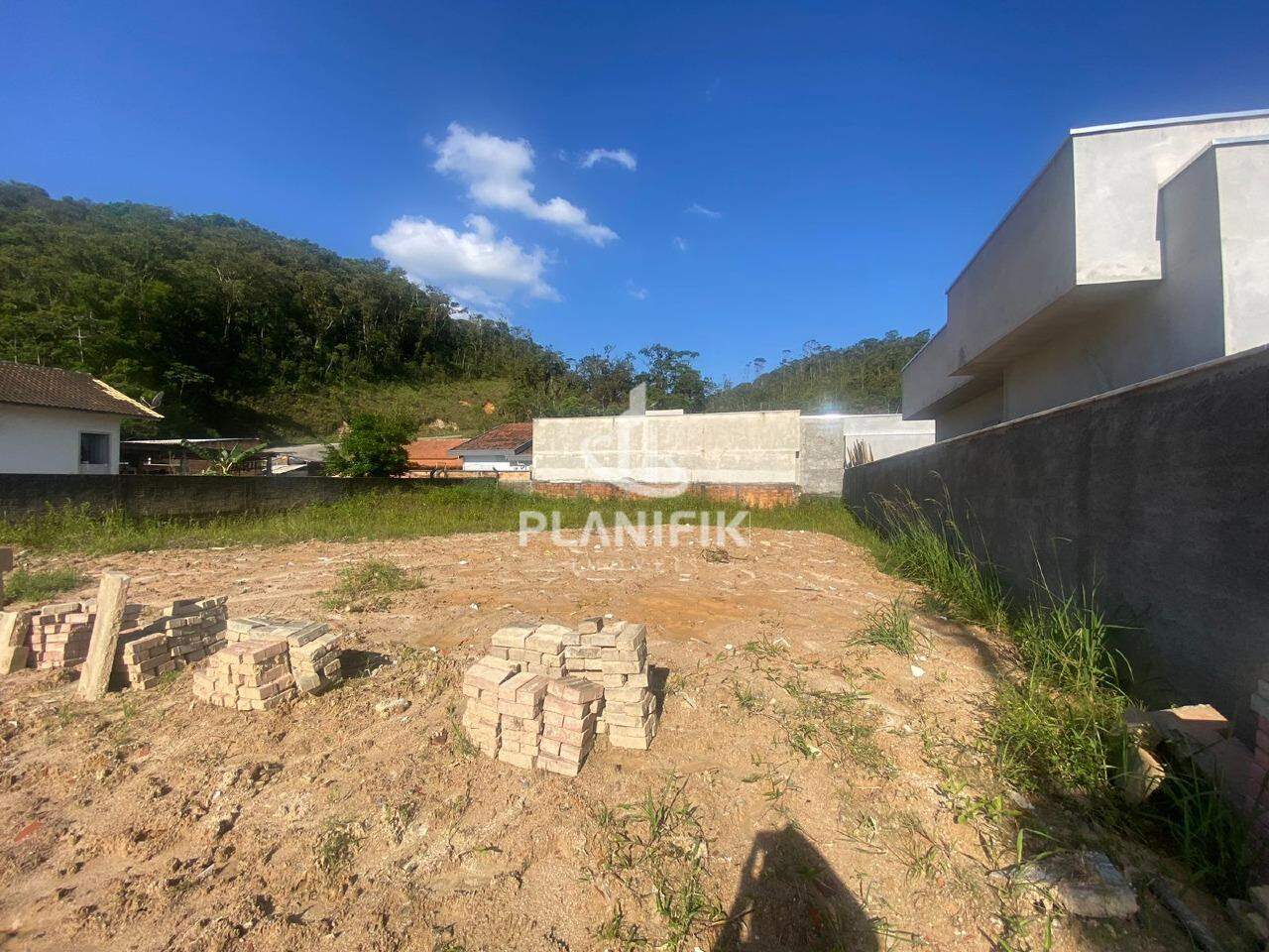 Lote/Terreno de no bairro Centro, em Guabiruba | Eu Corretor