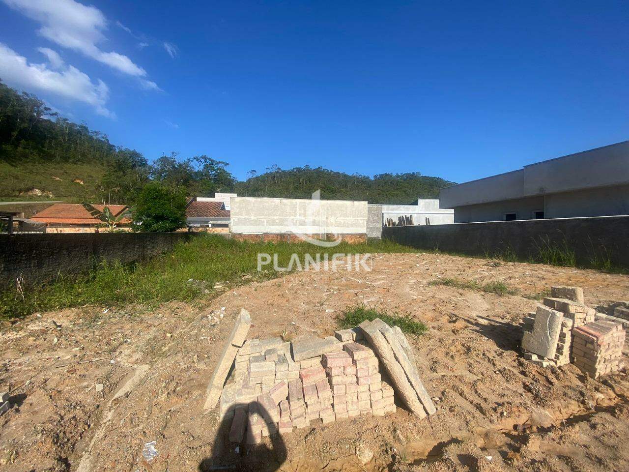 Lote/Terreno de no bairro Centro, em Guabiruba | Eu Corretor