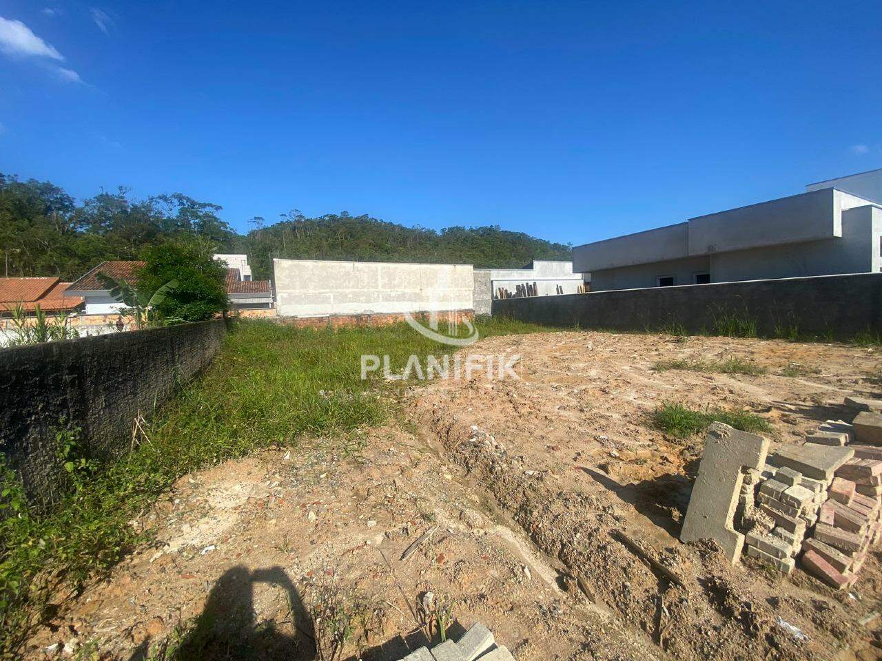 Lote/Terreno de no bairro Centro, em Guabiruba | Eu Corretor