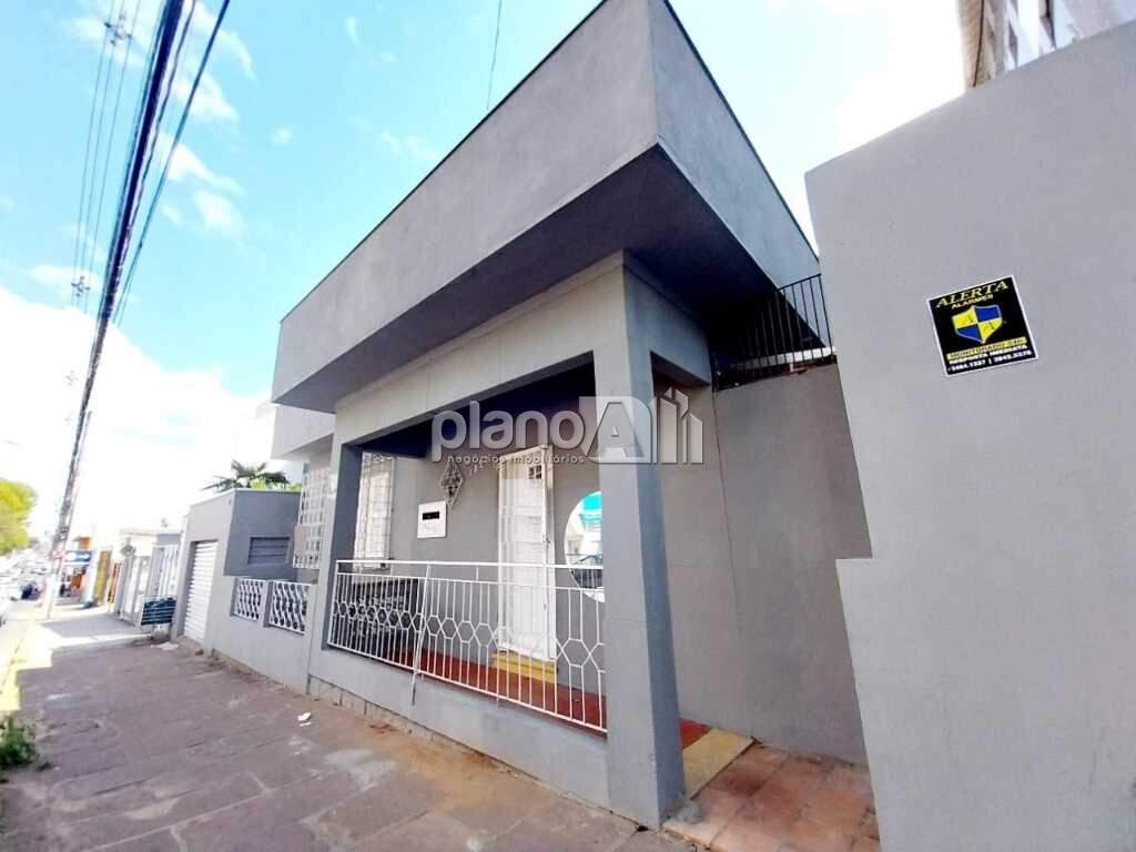 Casa Comercial para aluguel, com 112,43m², 2 quartos - Centro - Gravataí / RS por R$ 4.400,00: 