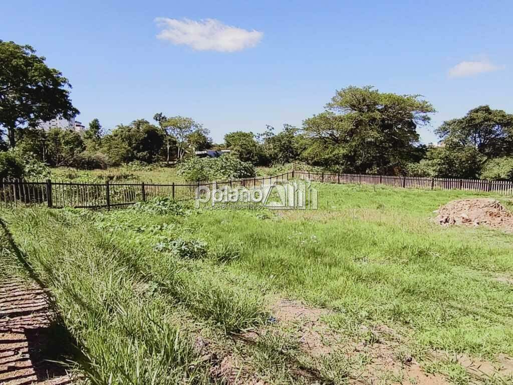 Terreno Comercial para aluguel, com 1.100m², - Centro - Gravataí / RS por R$ 2.500,00: 