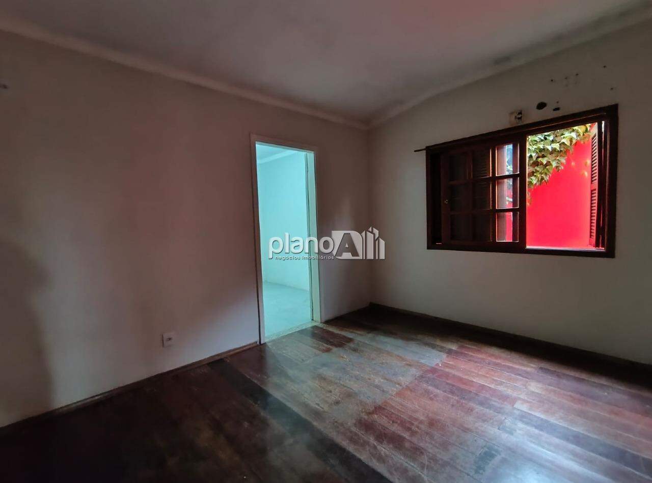 Casa Comercial para aluguel, com 173,83m², 3 quartos 1 suíte - Dom Feliciano - Gravataí / RS por R$ 5.600,00: 