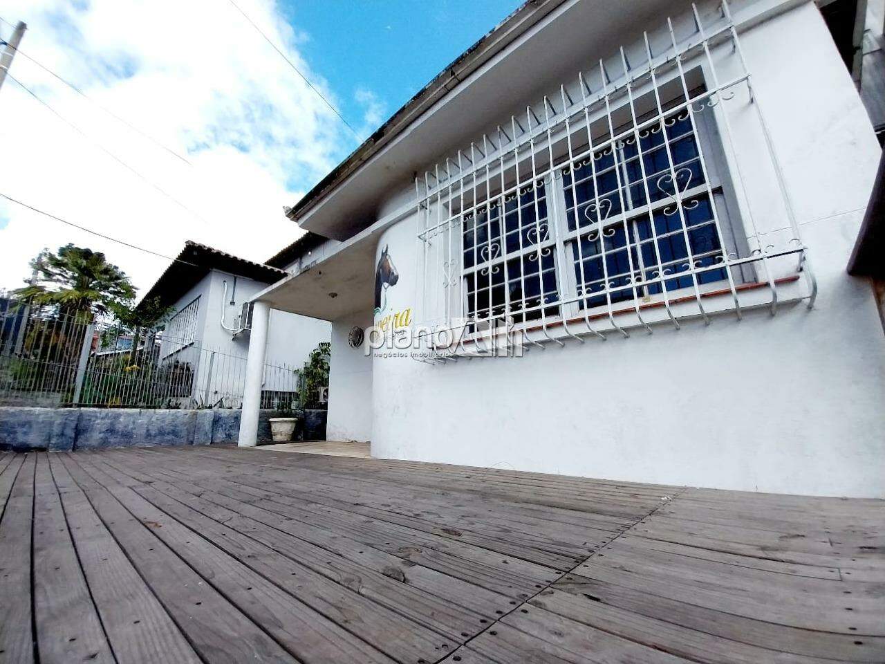Casa Comercial para aluguel, com 120m², 3 quartos - Centro - Gravataí / RS por R$ 3.900,00: 
