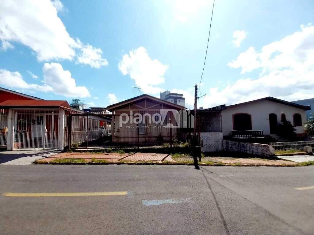 Casa para aluguel, com 420m², 2 quartos - Centro - Gravataí / RS por R$ 3.500,00: 