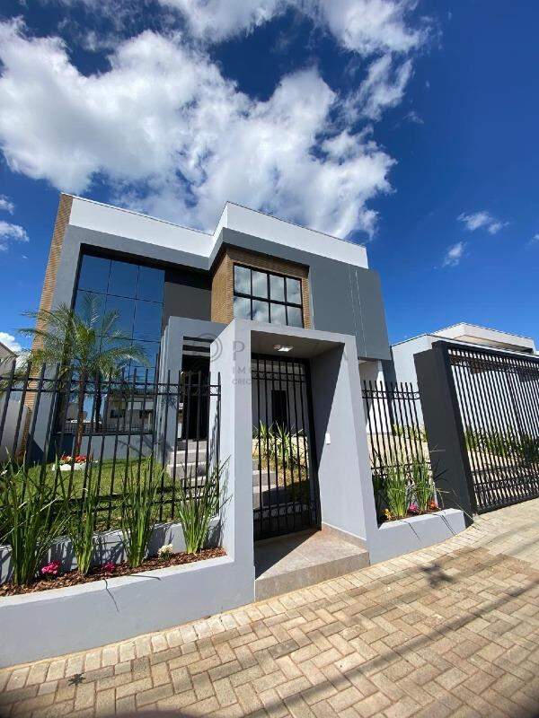 Casa à venda com 3 quartos, 170m² no Desbravador em Chapecó - Foto 1