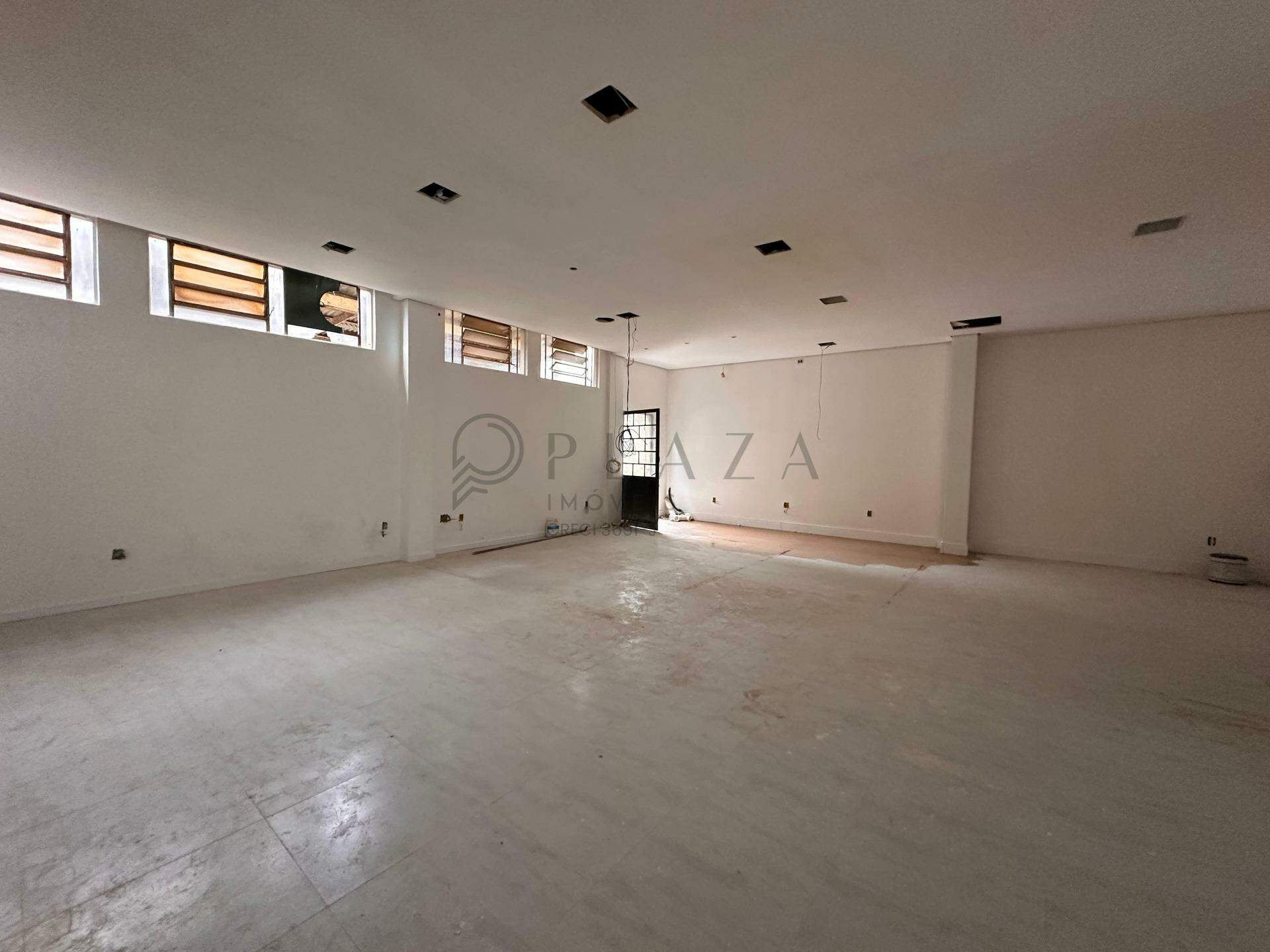 Sala Comercial para alugar com 240m² no Centro em Chapecó – Foto 1